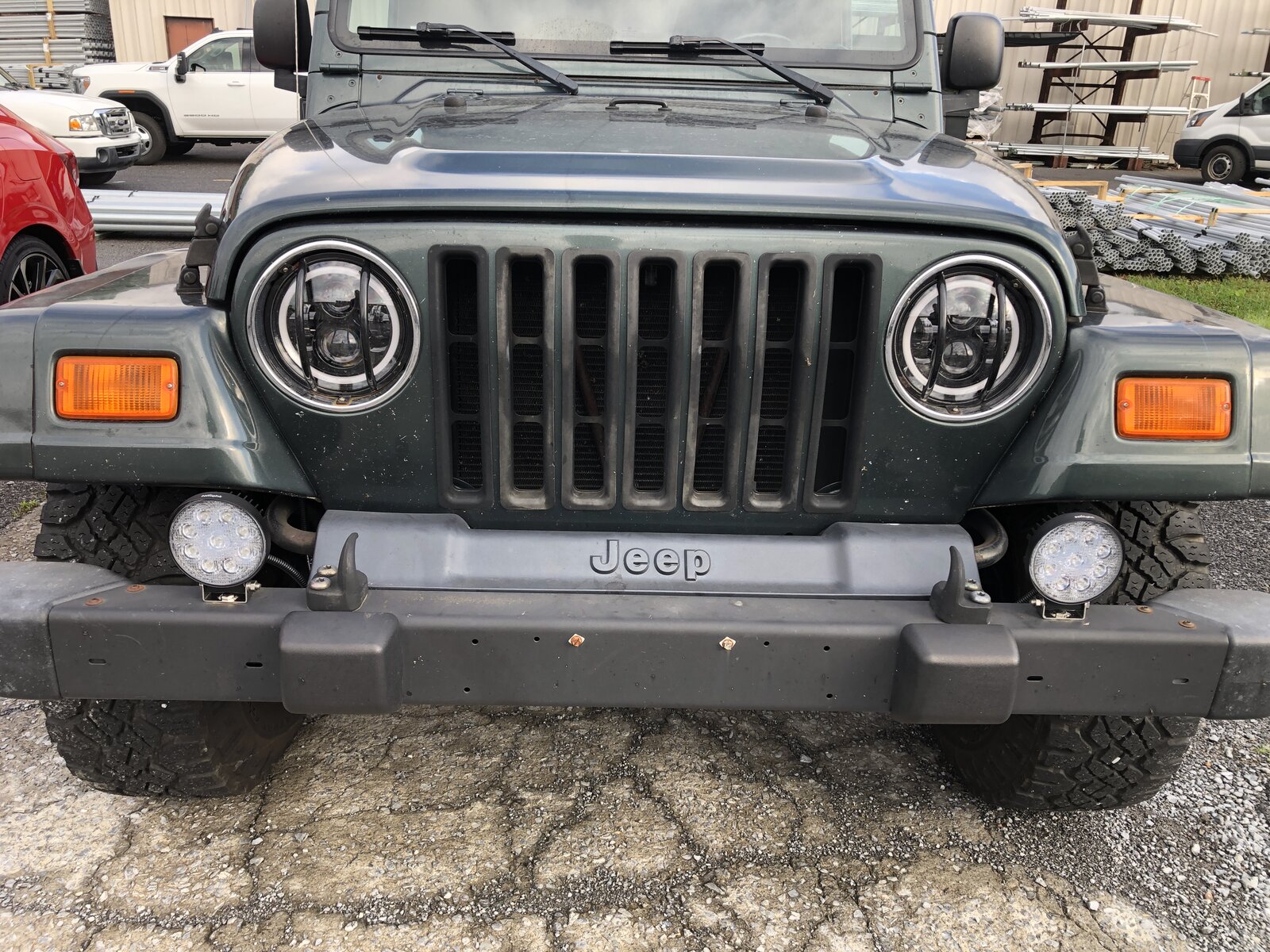 03 Jeep Front.JPG