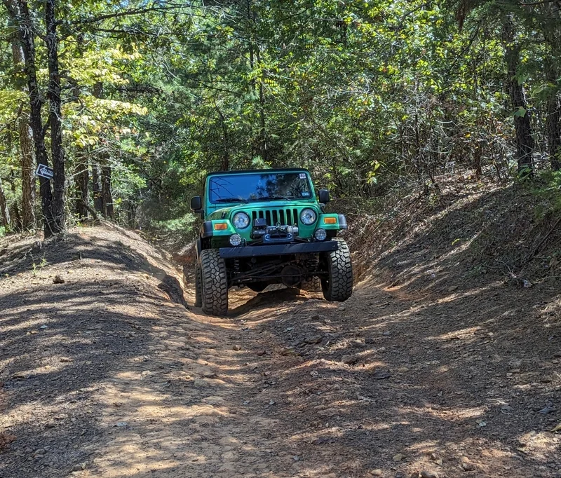 075-18-trail.jpg