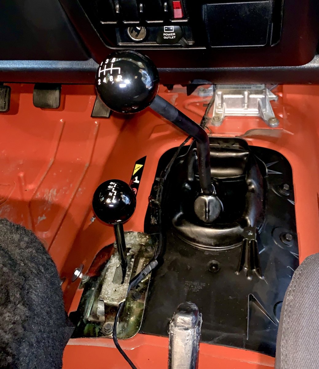 Has anybody removed the center console and customized the shifters? | Jeep  Wrangler TJ Forum