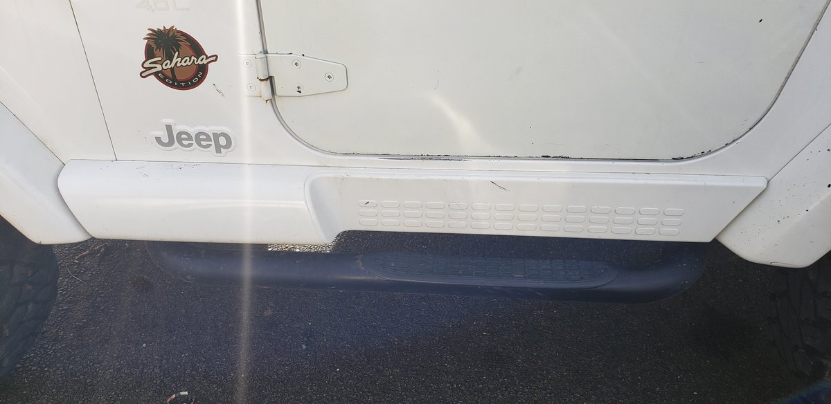 How do I take these Sahara rocker panel trim pieces off? | Jeep Wrangler TJ  Forum