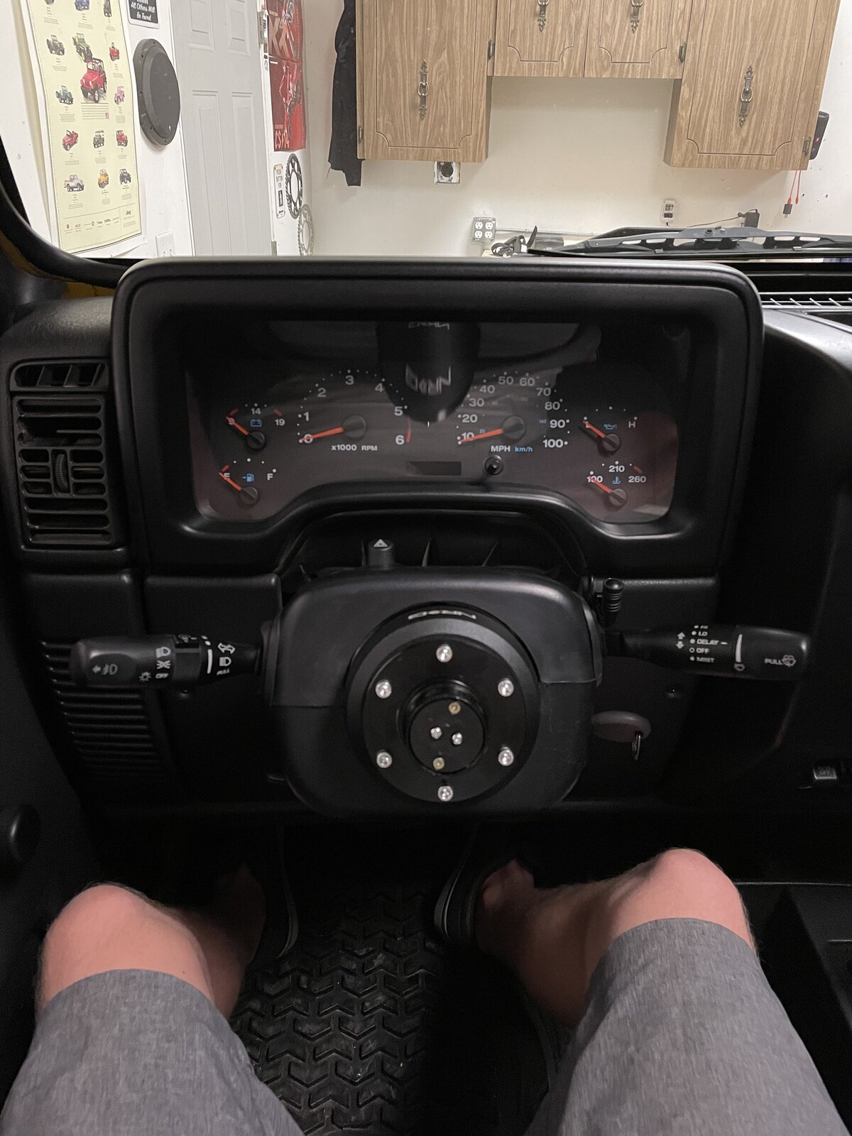 Steering Wheel and Quick Release hub | Jeep Wrangler TJ Forum