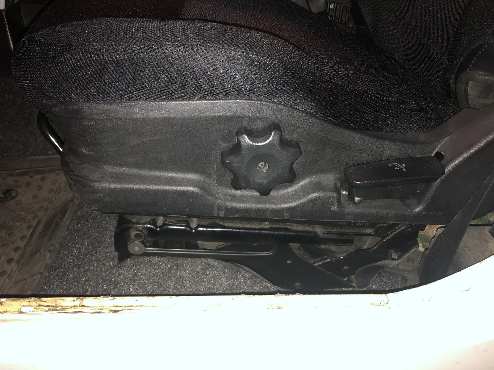 14) Driver seat controls.webp
