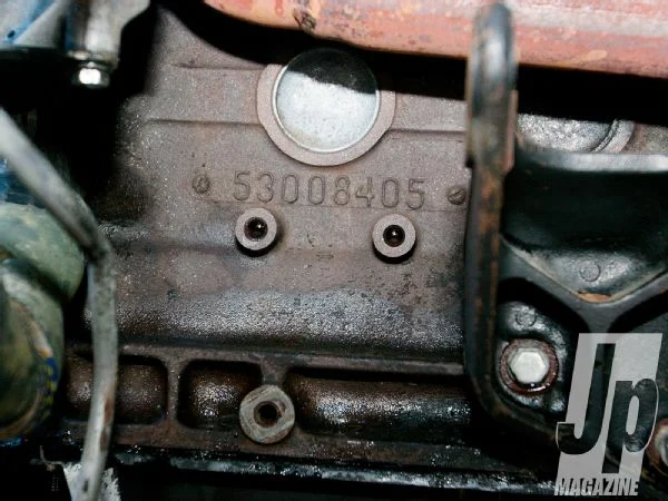 154-0911-05-o%2bjeep-4-liter-engine-myth-busting%2bhead.webp 154-0911-05-o%2bjeep-4-liter-engine-myth-busting%2bhead.webp