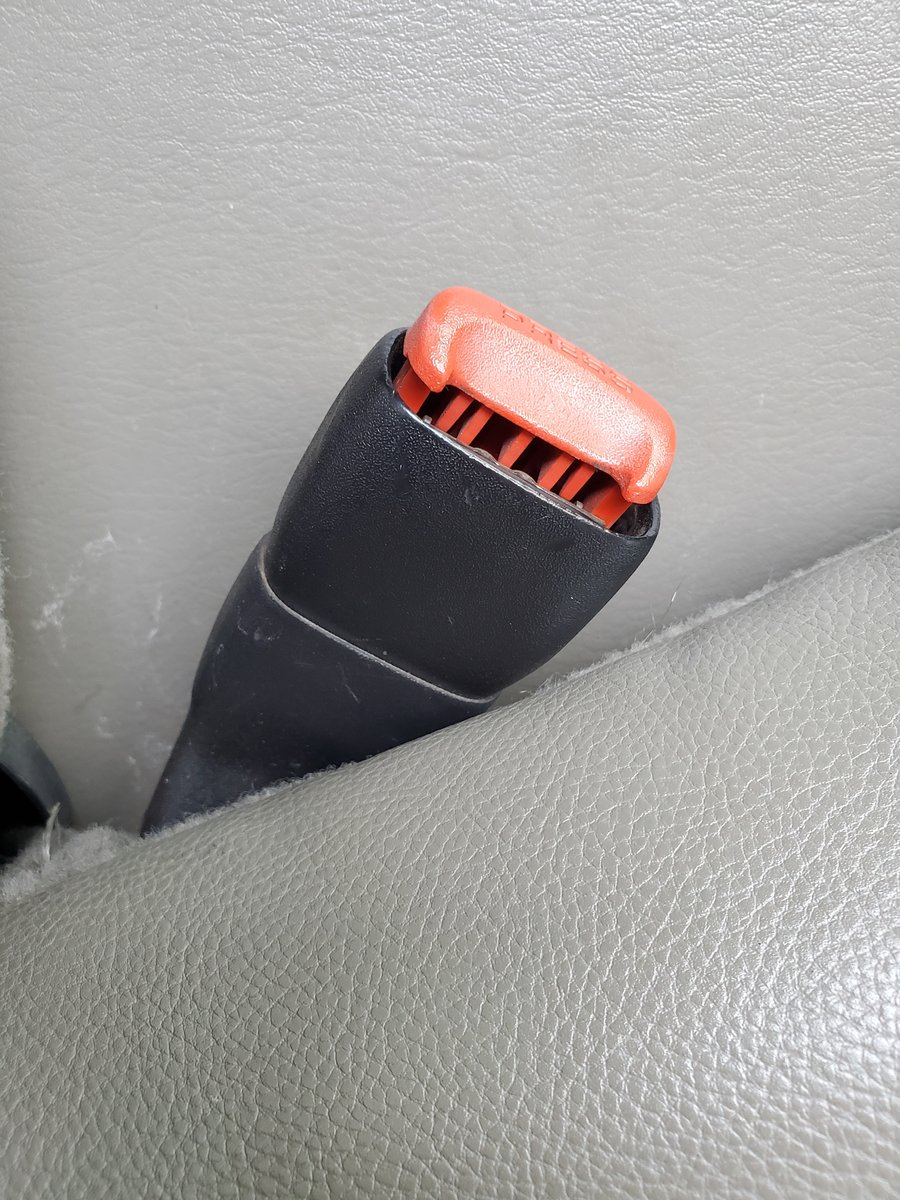 Passenger Seat Belt won't go in the receiver | Jeep Wrangler TJ Forum