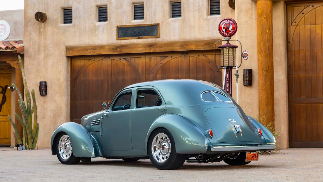 -1941-graham-hollywood-twin-turbo-cadillac-v8-rear.jpg