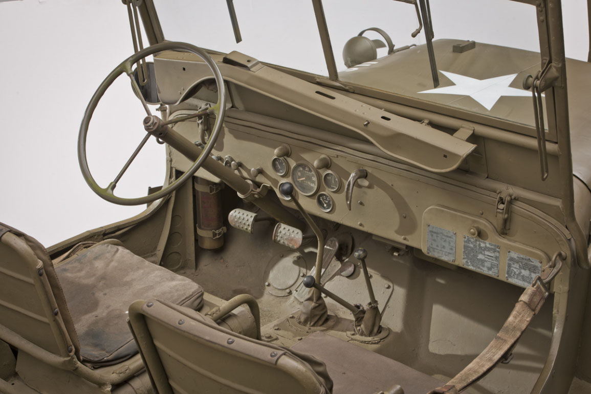 1943_Willys-Overland_Jeep_05-1079809466.jpg