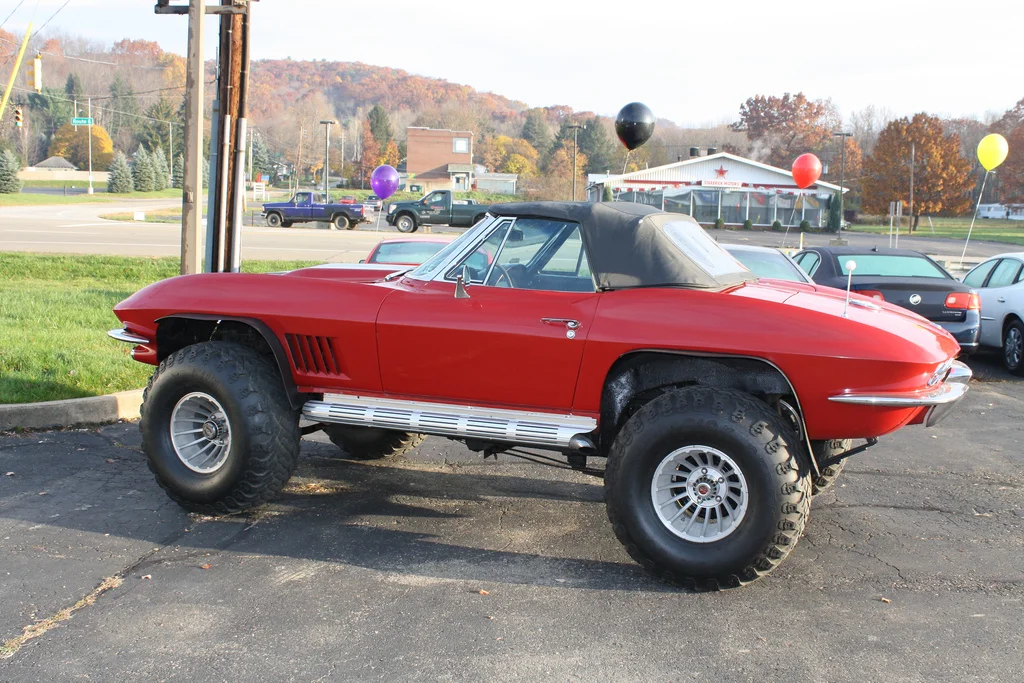 1963-C2-Corvette-4x4-Convertible-2.webp