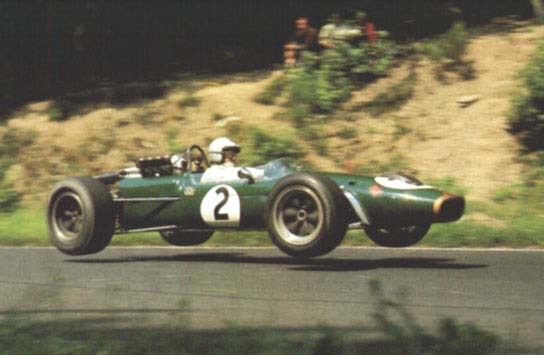1967_Hulme_(Brabham_BT20-24--Repco_3.0_8c)-961251642.jpg