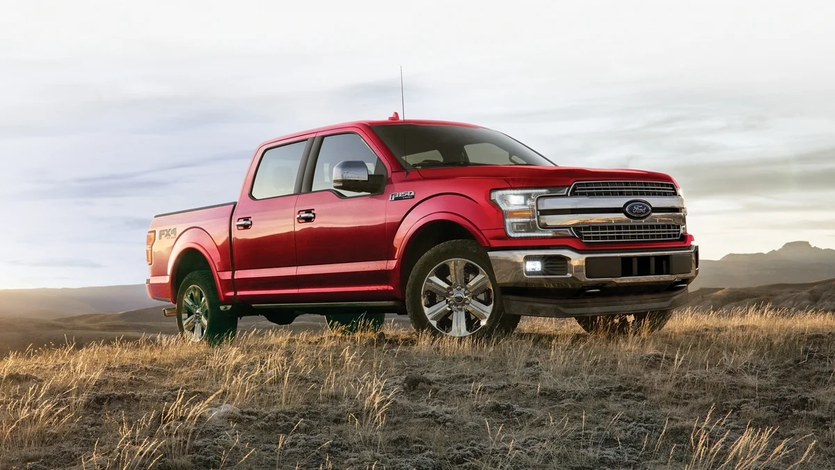 19_FRD_F15_40662_Lariat_ext_RubyRed_V2_fade.webp