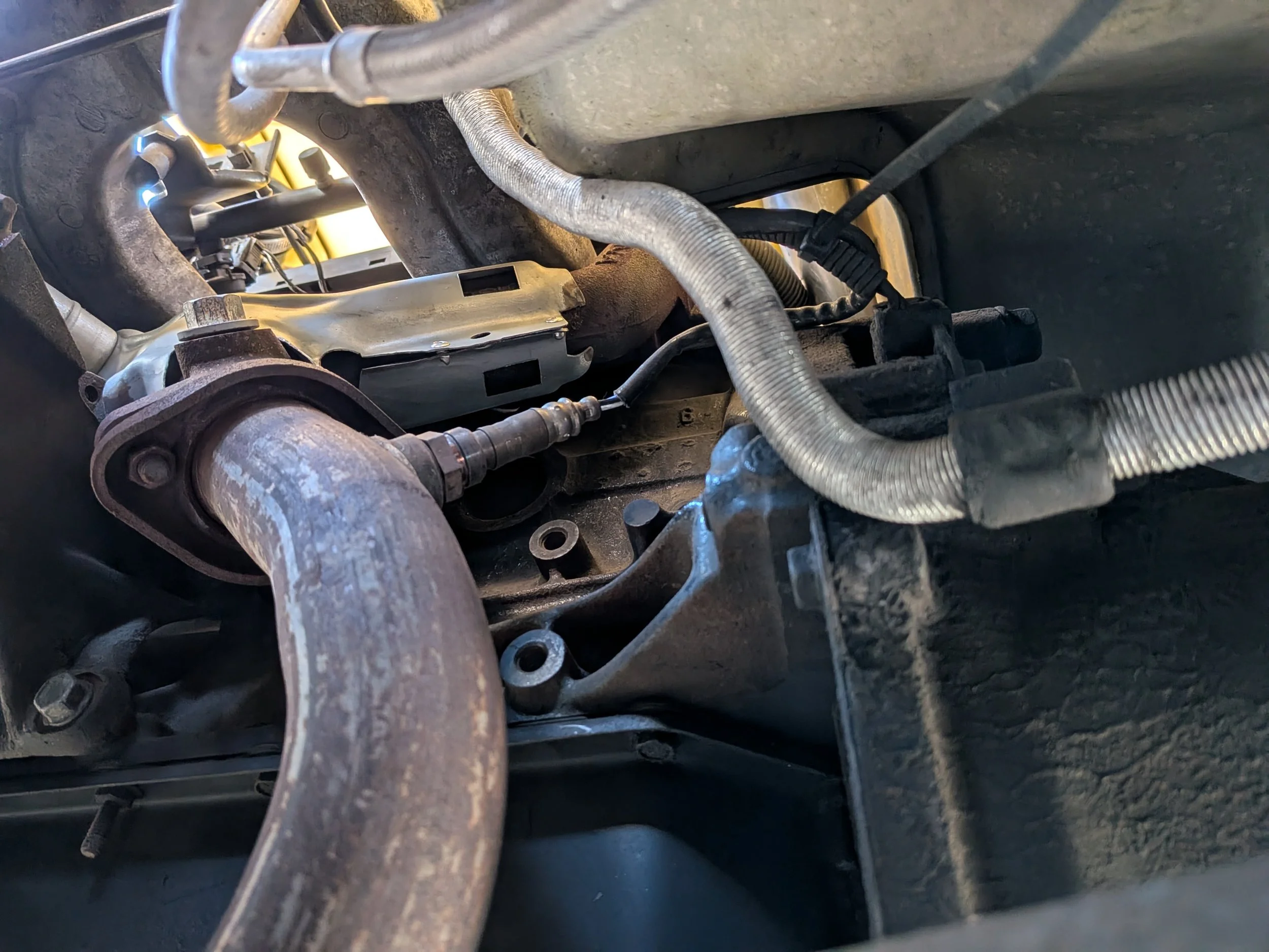 2.5 L exhaust underside.webp