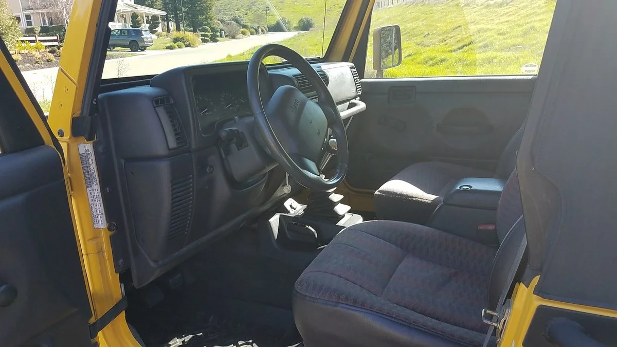 2000TJ-driver.webp