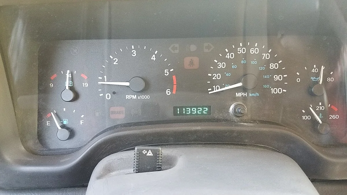 2000TJ-mileage.webp