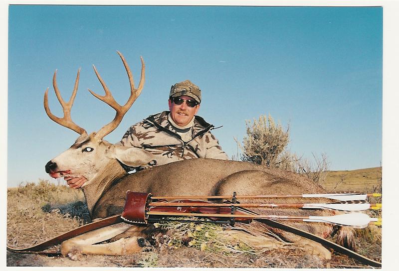 2002 Wyoming Mule Deer.jpg