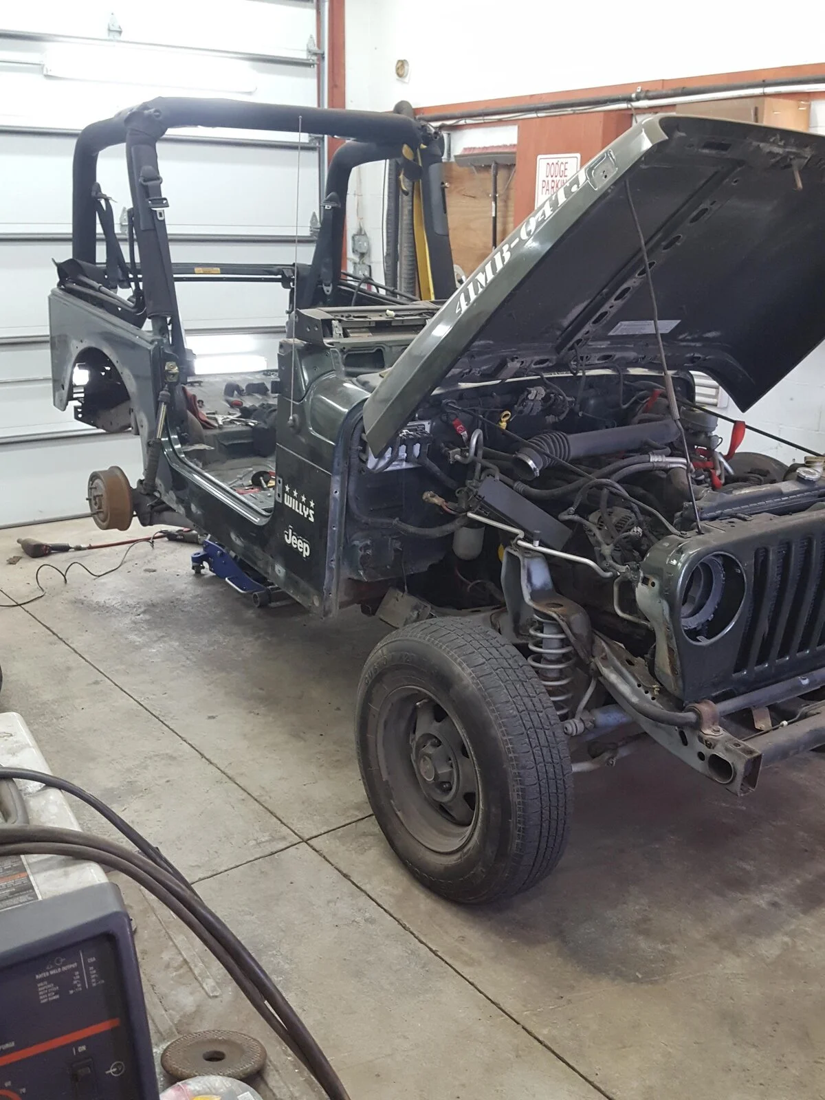 2004 Jeep resto (2).webp