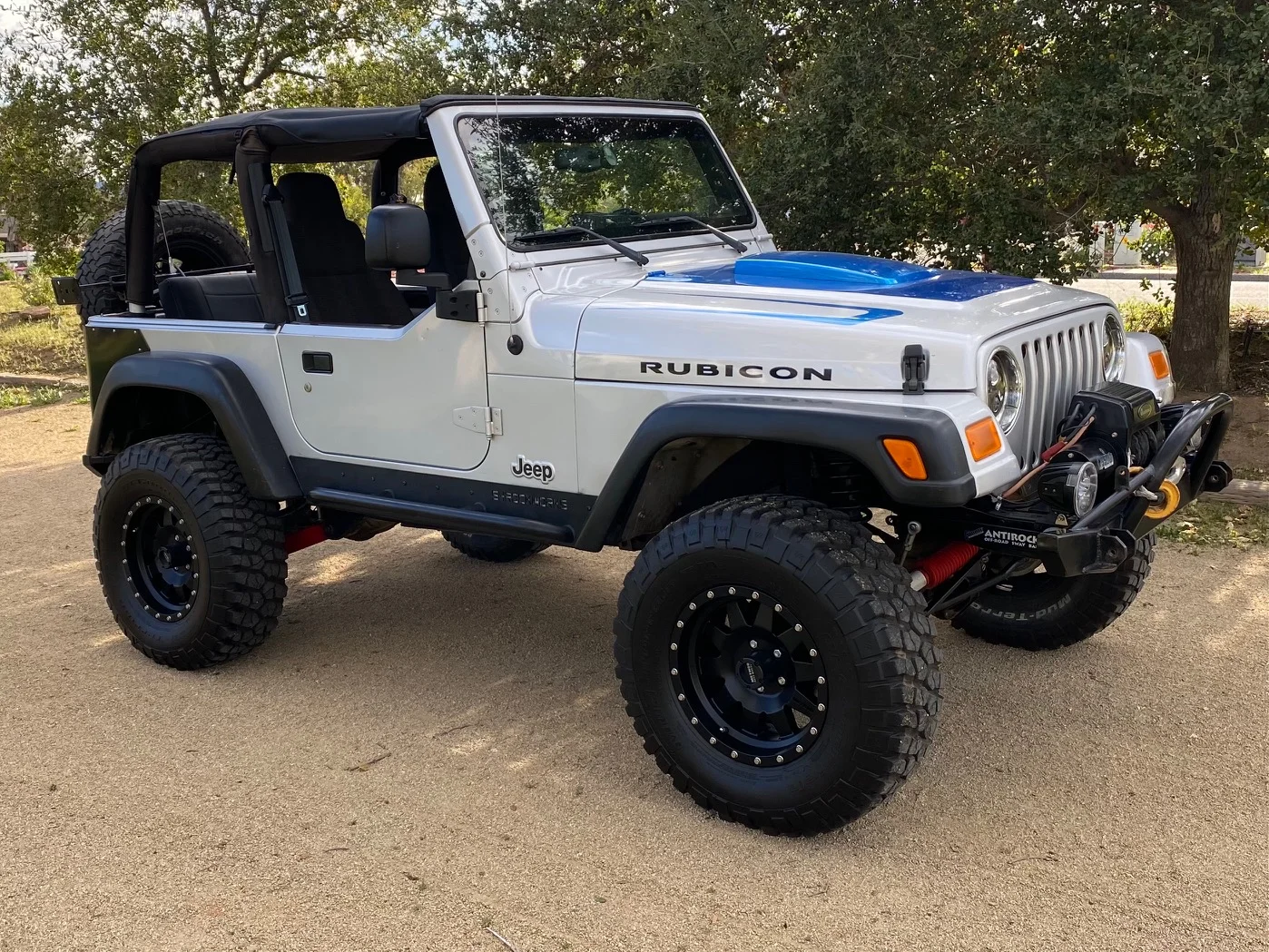 2004 Wrangler Rubicon.jpg