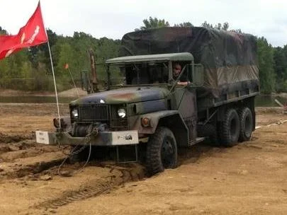 76924