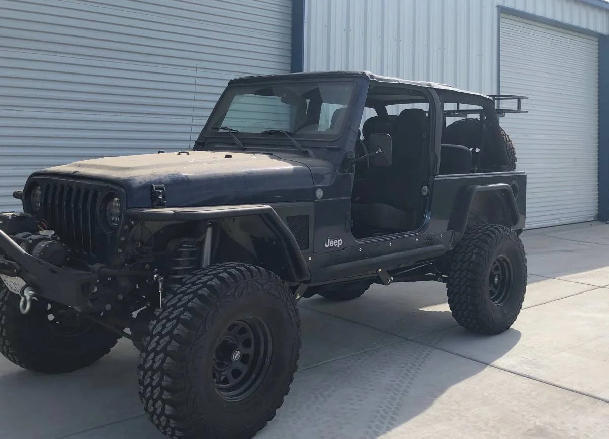 2004LJ.webp