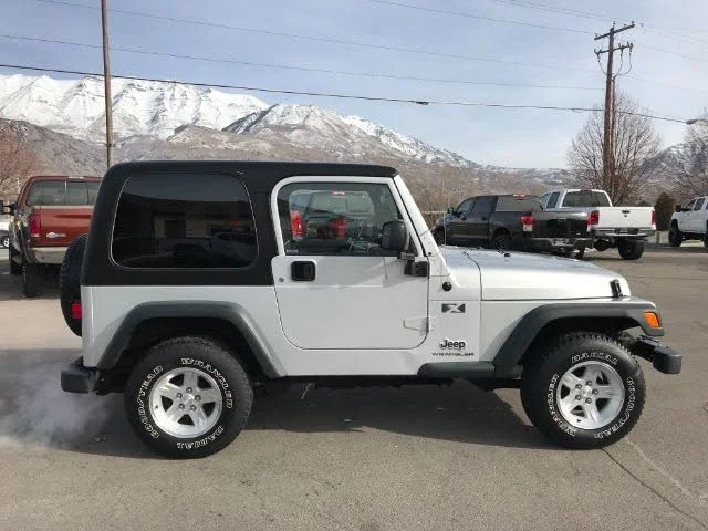 2005_jeep_wrangler__9.webp