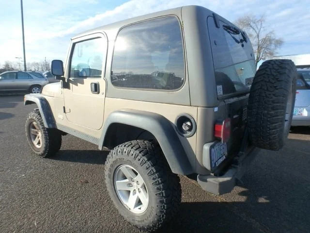 2005_jeep_wrangler_rubicon_1.webp