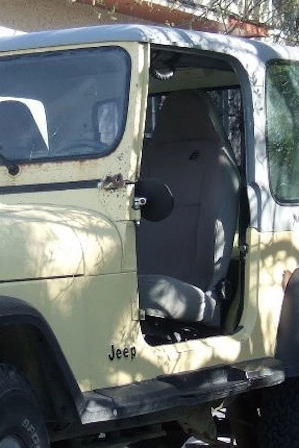 2007_0705YardSpring070005 (1).webp