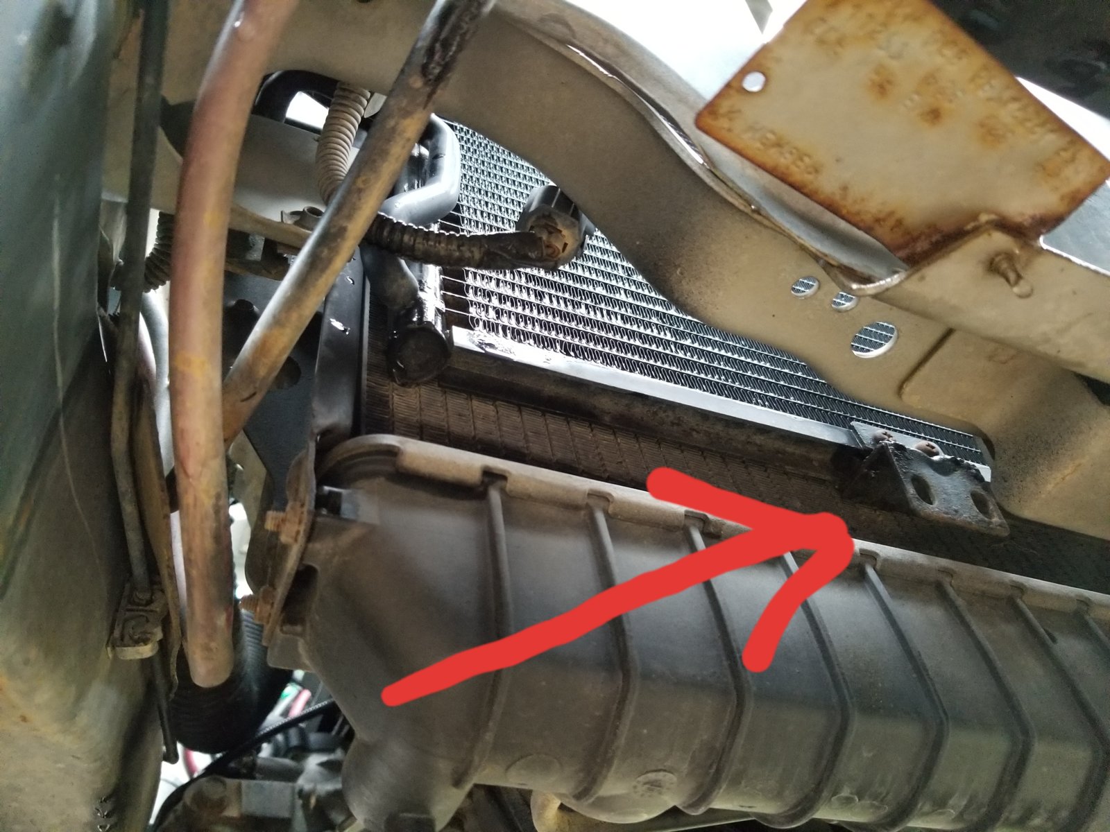 Am I missing something? Lower mount to AC Condensor | Jeep Wrangler TJ Forum