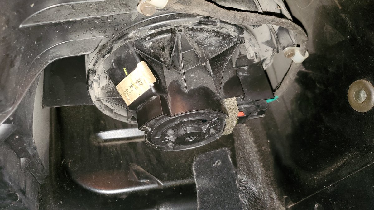 How do I remove the blower motor? | Jeep Wrangler TJ Forum