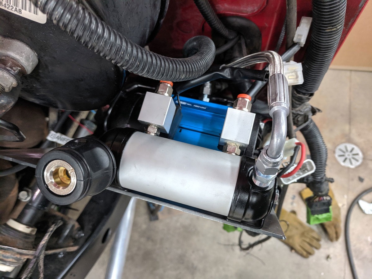 20191015_compressor-mounted.jpg