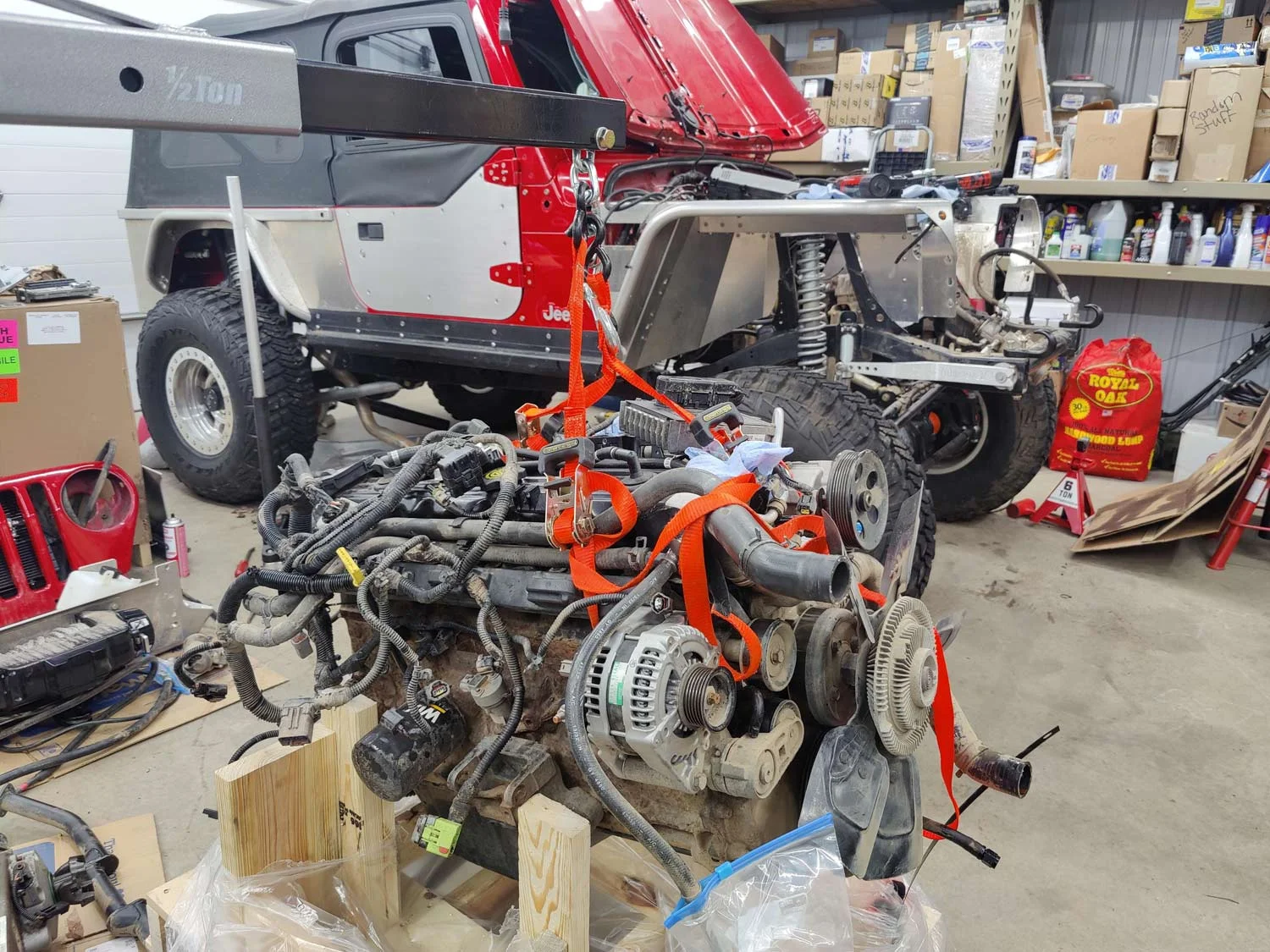 20201116_old-engine-removed.webp