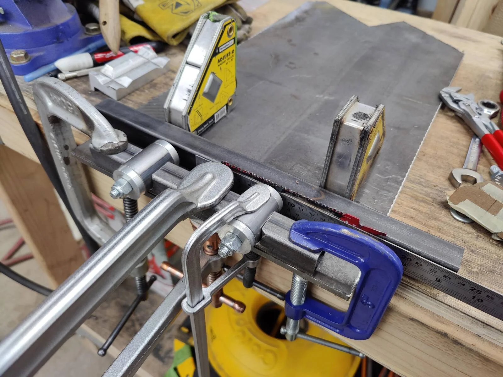 20201219_clamping-for-welding.jpg