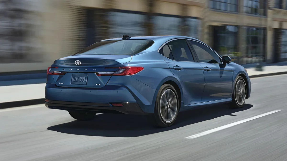 2025_Toyota-Camry_XSE_002-copy.webp