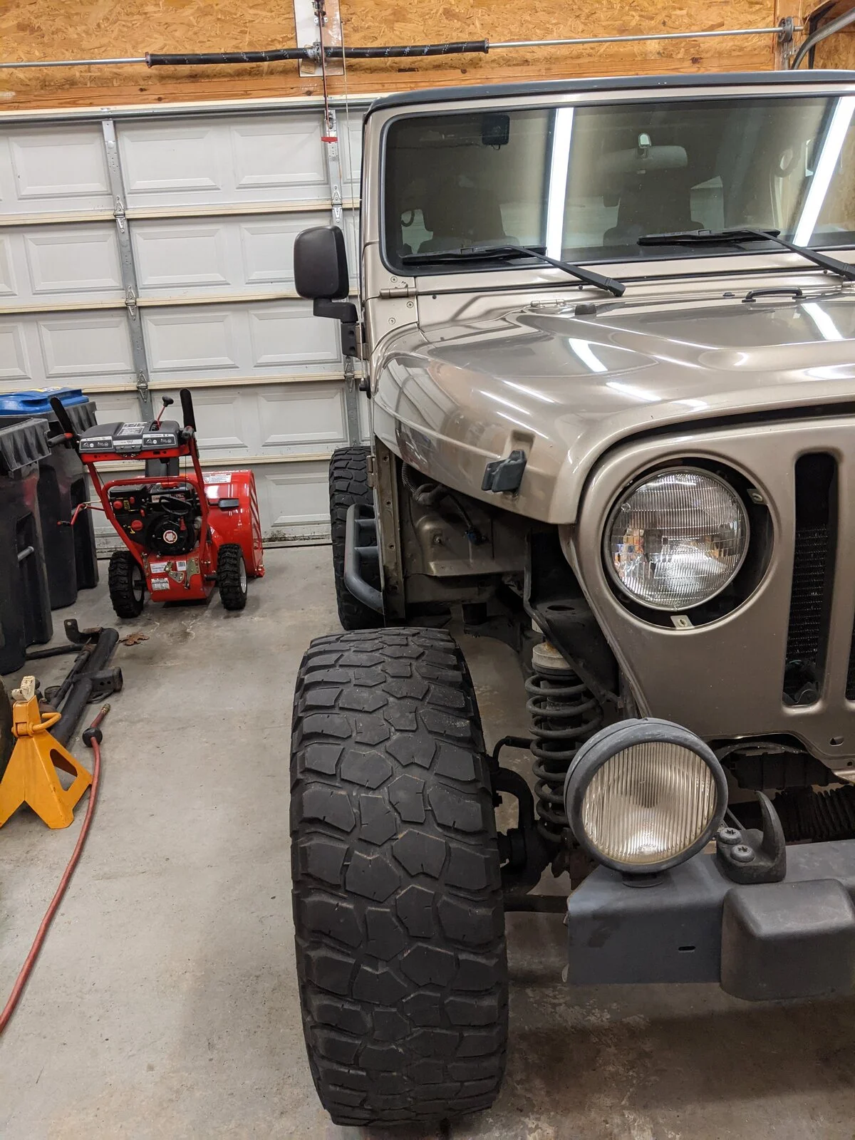 22e - Fenders Off.webp