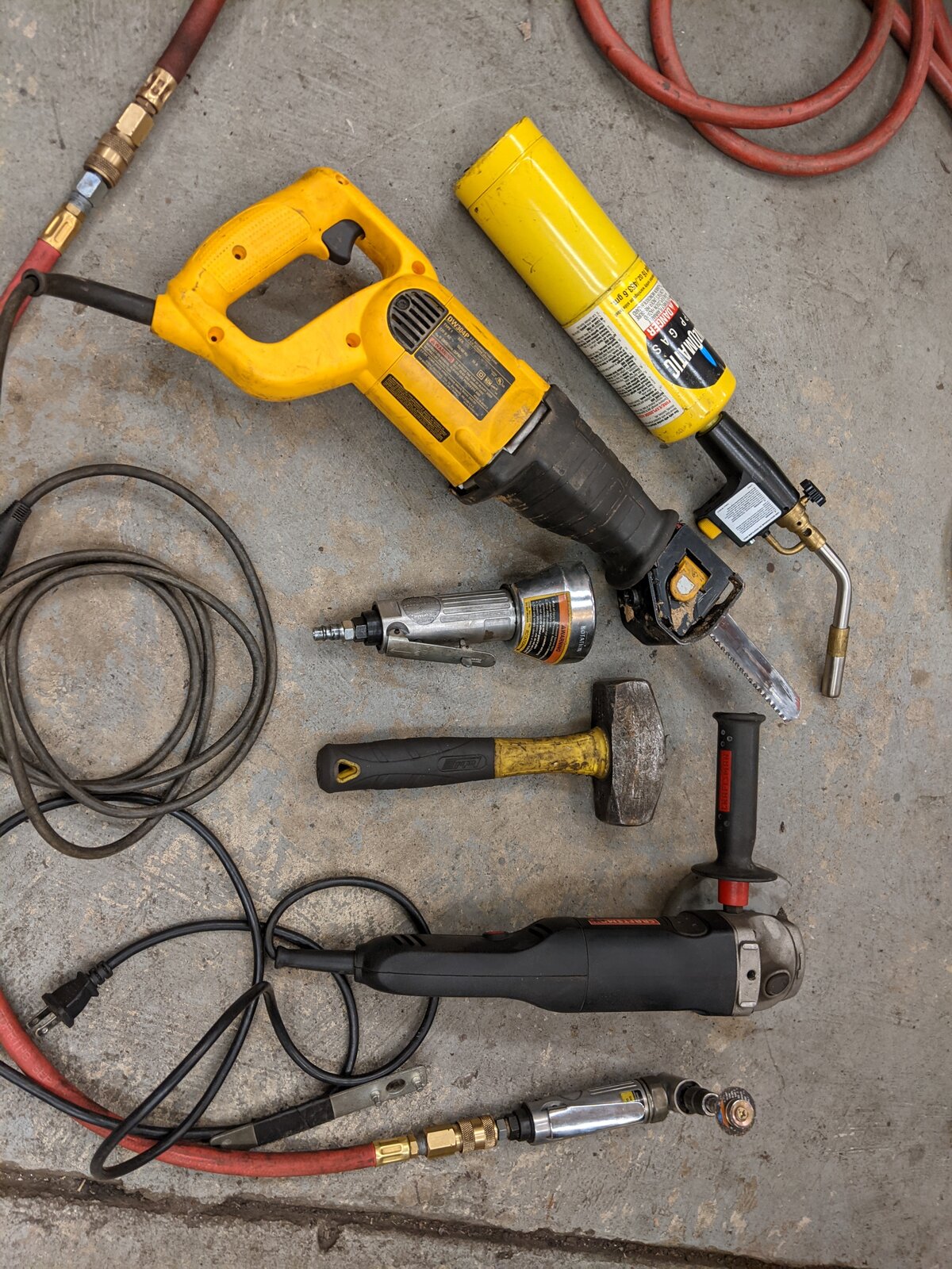 27f - Rear Axle Removal.jpg