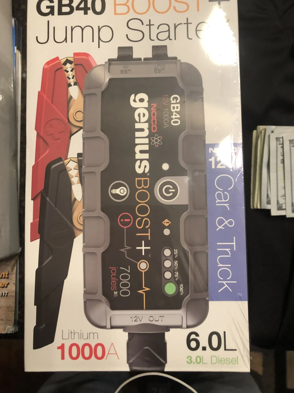 76373