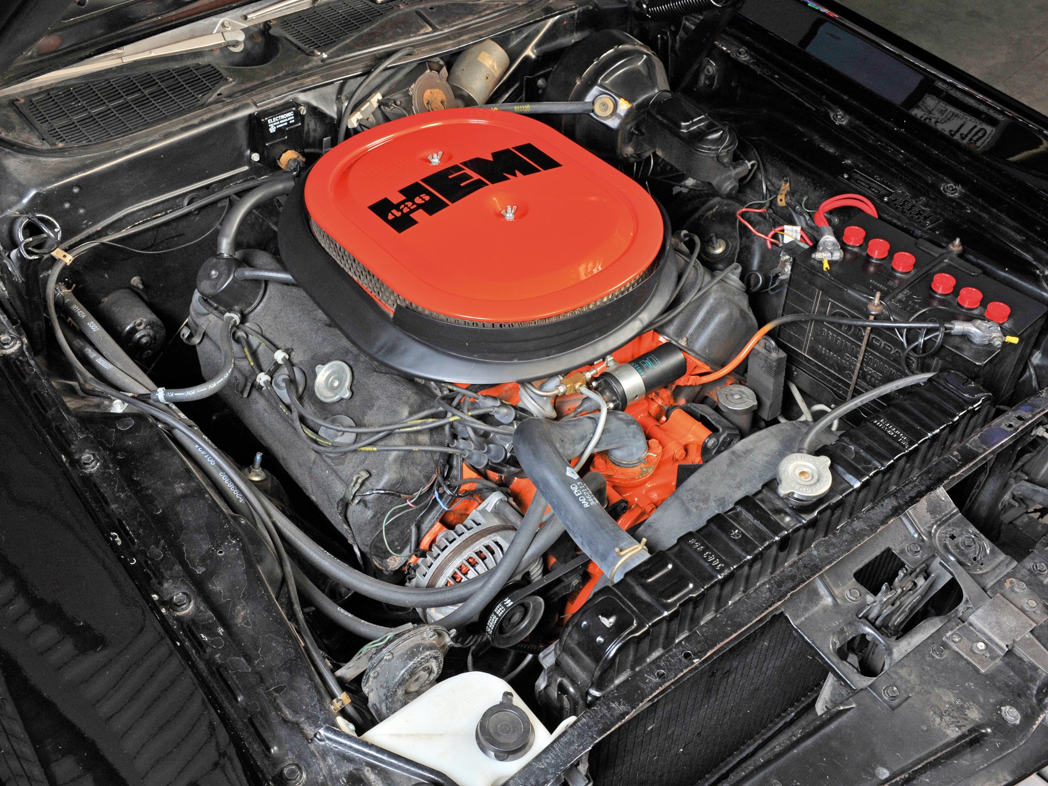 320010-1971-dodge-challenger-r-t-426-425hp-street-hemi-js23-muscle-classic-engine.jpg