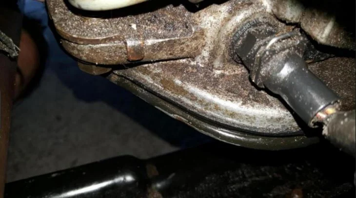 32RH connector right-side up.webp