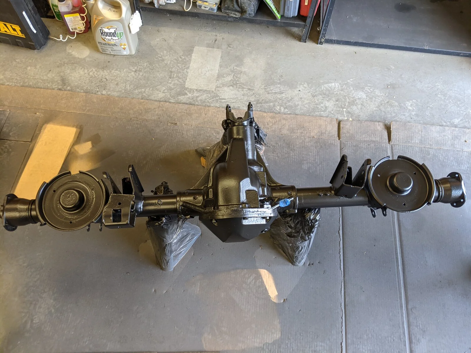 33f - Axle Painting.webp