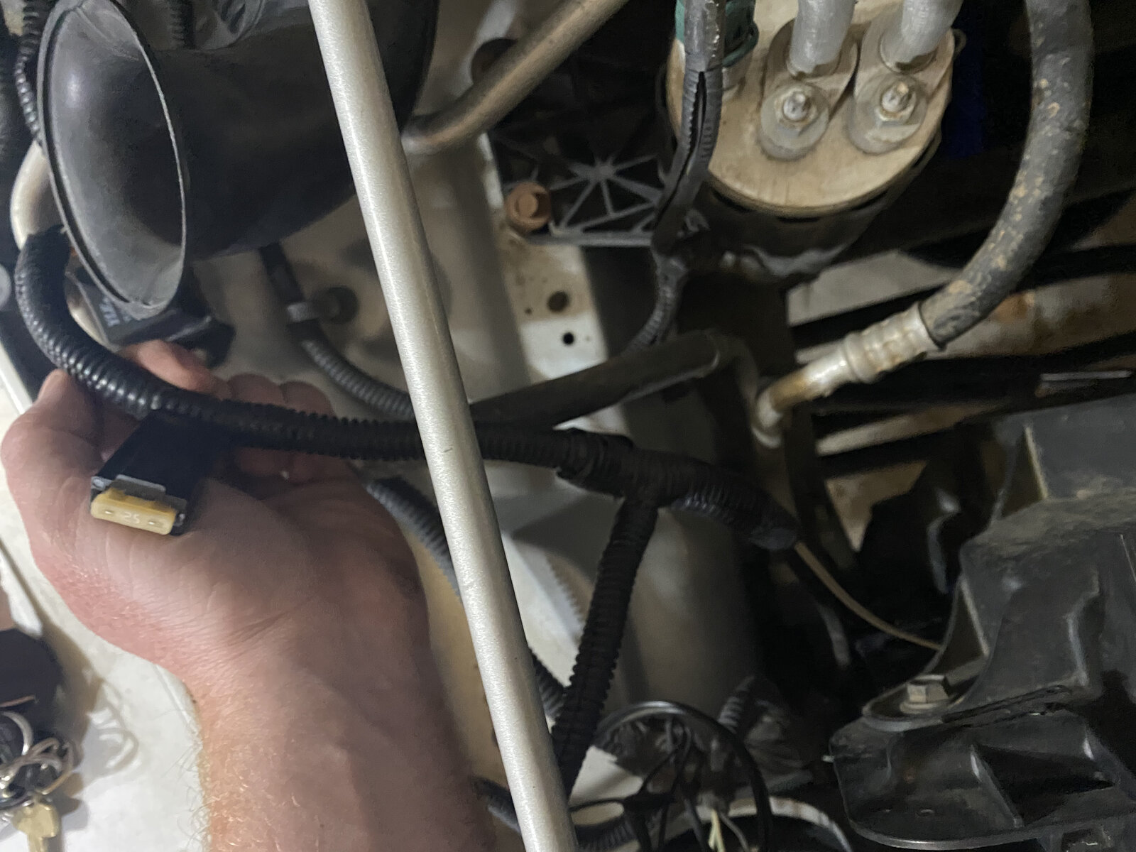 2006 Wrangler Keeps Blowing Radiator Fan Fuse (2.4) Jeep Wrangler TJ