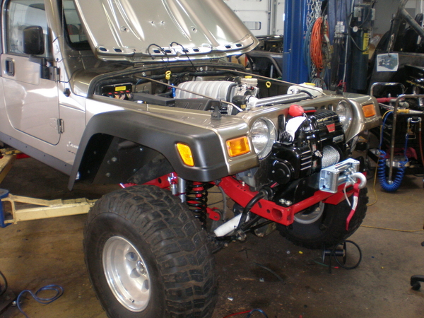 6.1L Hemi Brute 2.JPG