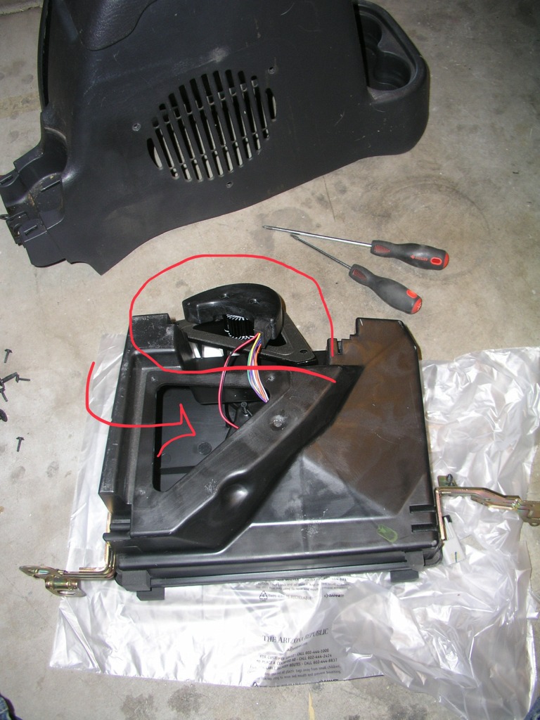 Help with aftermarket subwoofer cutting in and out | Jeep Wrangler TJ Forum