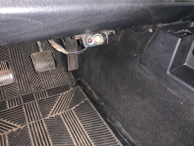 Is this a kill switch? | Jeep Wrangler TJ Forum