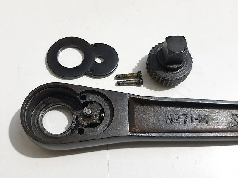 71-M INTERNALS.webp