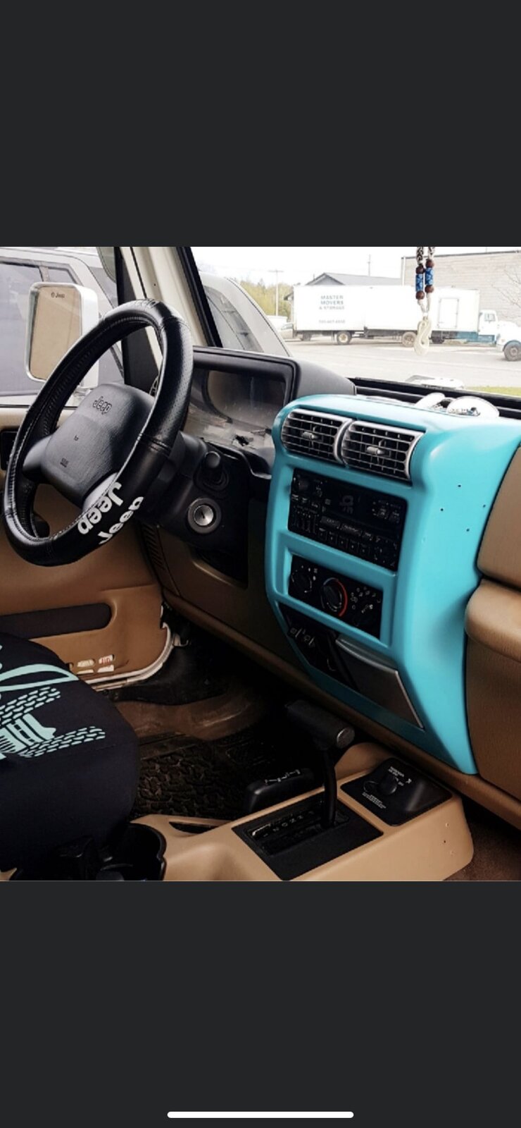 Looking for a SEM Paint match to this interior