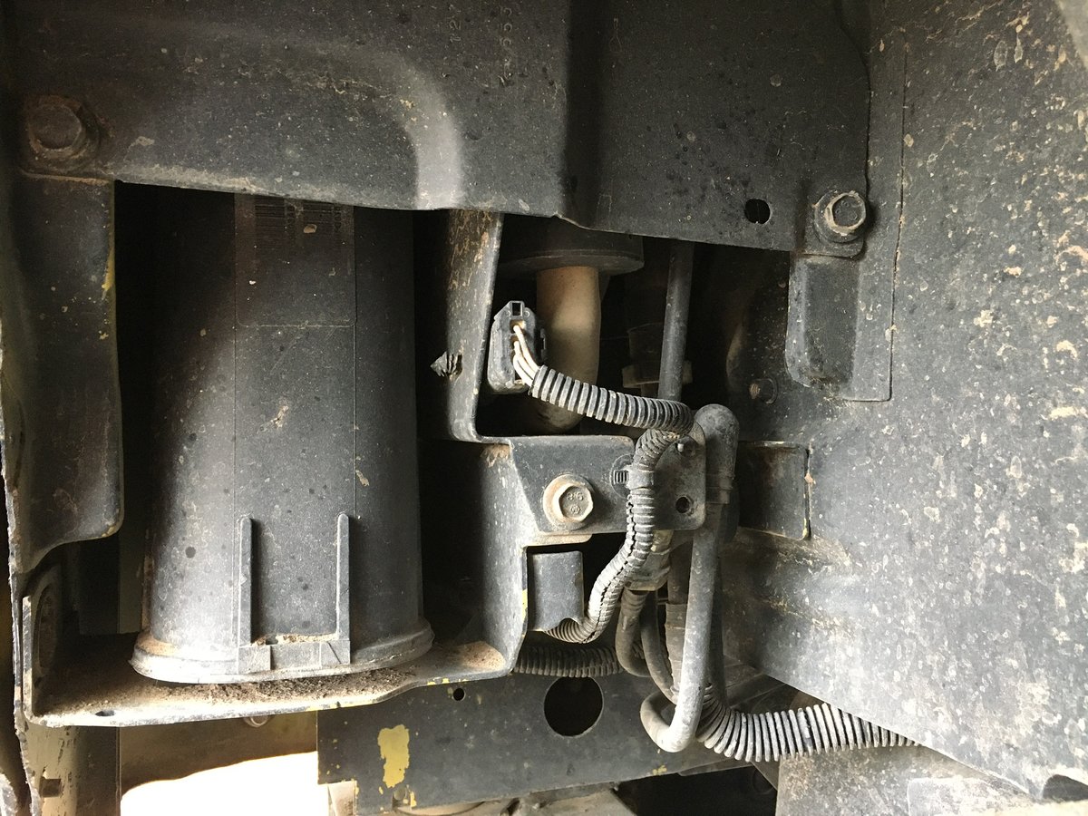 Where should the leak detection pump be located on a 2004 TJ? | Jeep  Wrangler TJ Forum