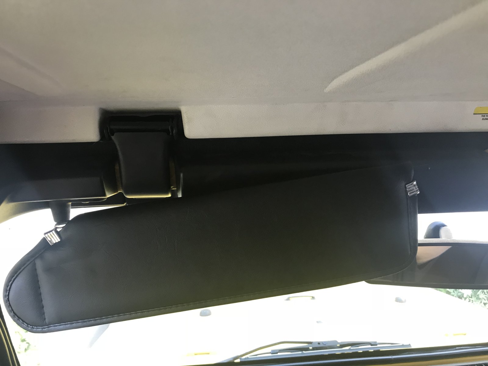 Am I installing my sun visors wrong? | Jeep Wrangler TJ Forum