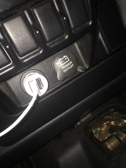 One of the 12v power outlets broken? | Jeep Wrangler TJ Forum