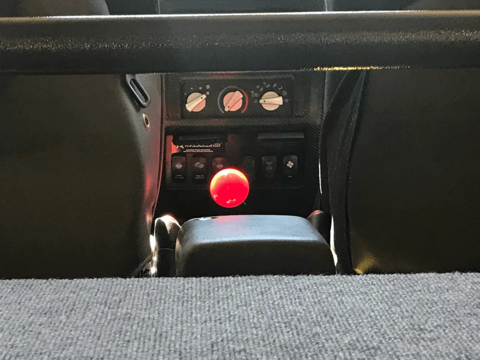 76157