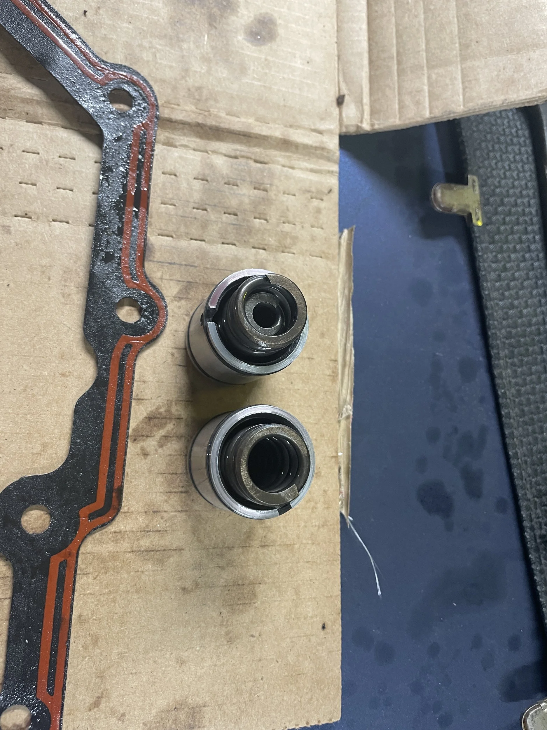 accumulator piston.JPG