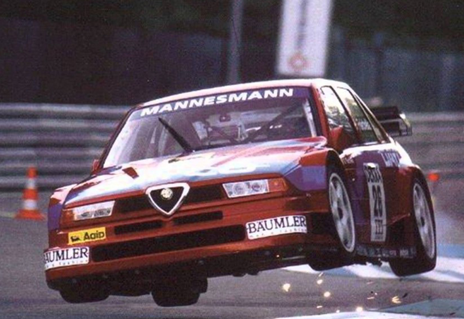 Alfa-Romeo-155-DTM_10-4134492249.jpg