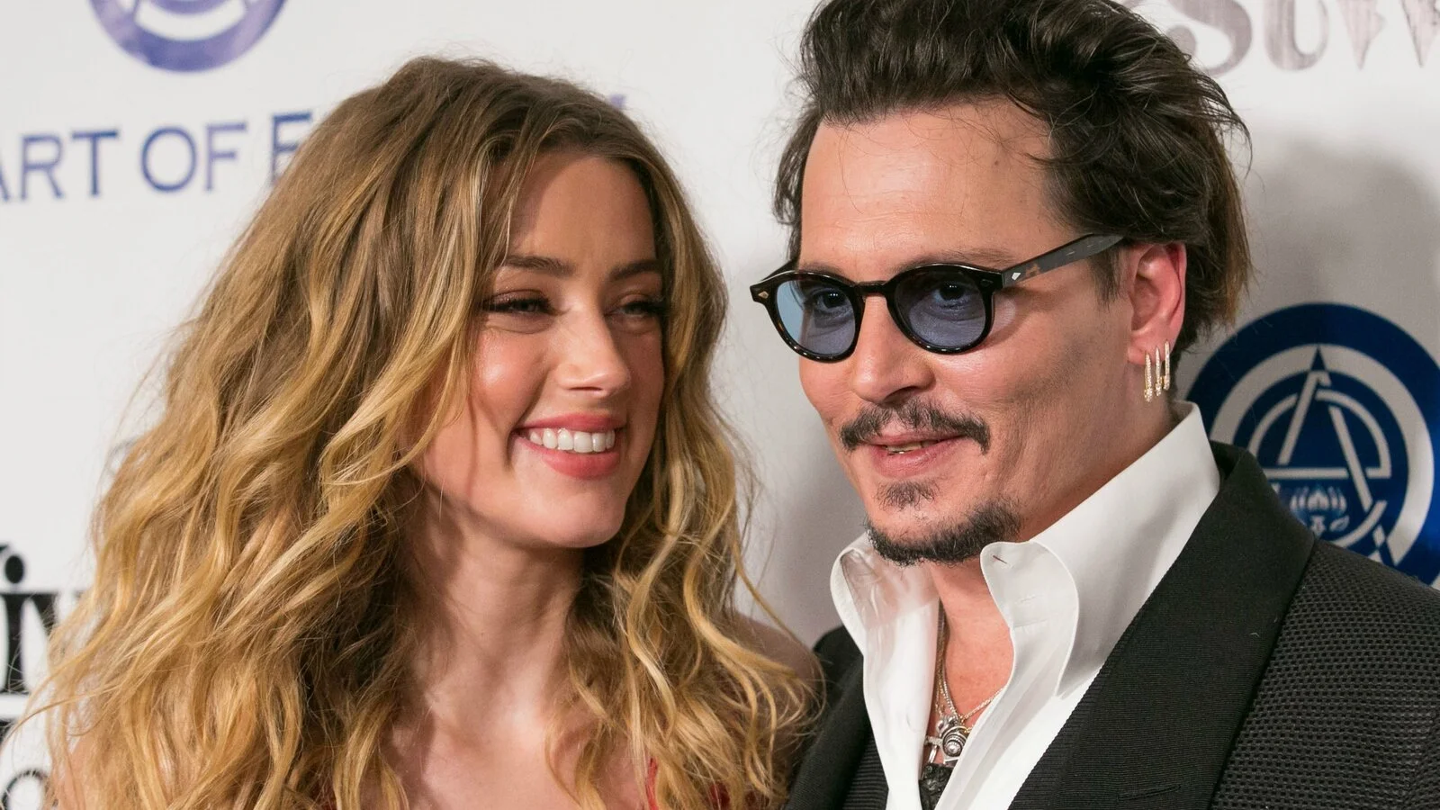 amber-heard-johnny-depp-relationship-rumors.webp