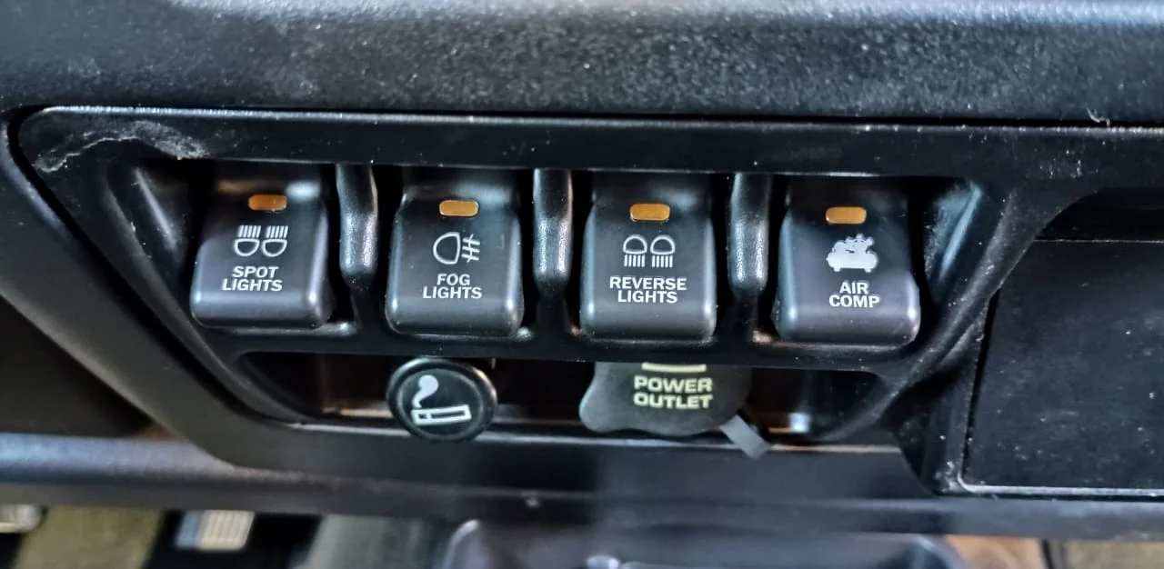 Auxiliary switch.webp